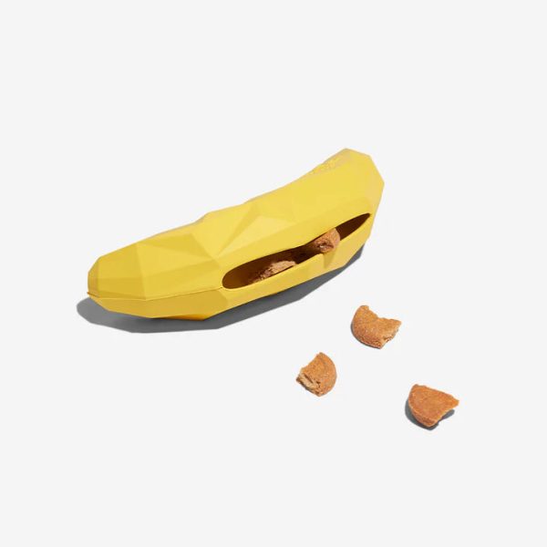 Zee.dog Treat Dispensing Toy - Super Banana Fashion